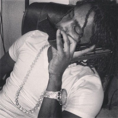 Profile photo of set, Solana on-chain trader (wallet 62N1…EtuR)