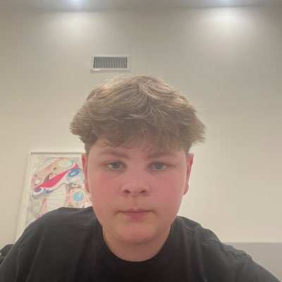 Profile photo of quant, Solana on-chain trader (wallet Fi2h…NgCn)